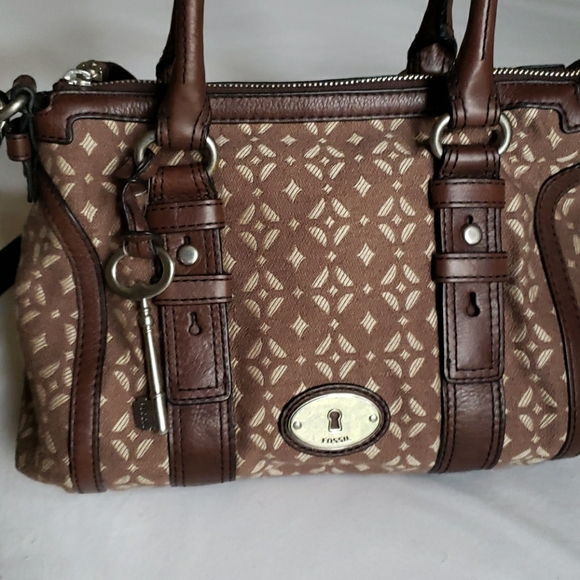 handbag with crossbody strap
